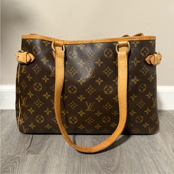 Louis Vuitton batignolles bag - Picture 2 of 4